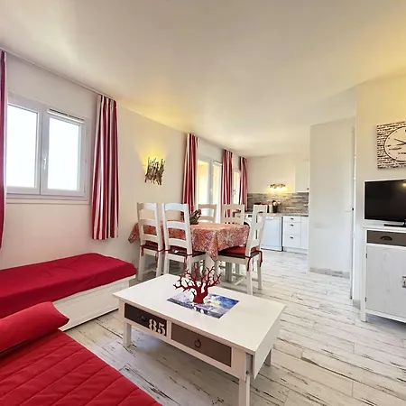 Is110-608 Vue Appt T2 6 Couchages Avec Piscine Daire Les Issambres
