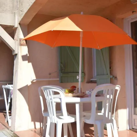 Is110-608 Vue Appt T2 6 Couchages Avec Piscine Daire *